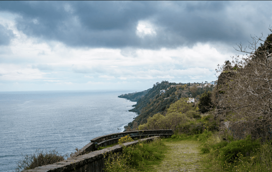 chiazzette di acireale una passeggiata al tempo del covid