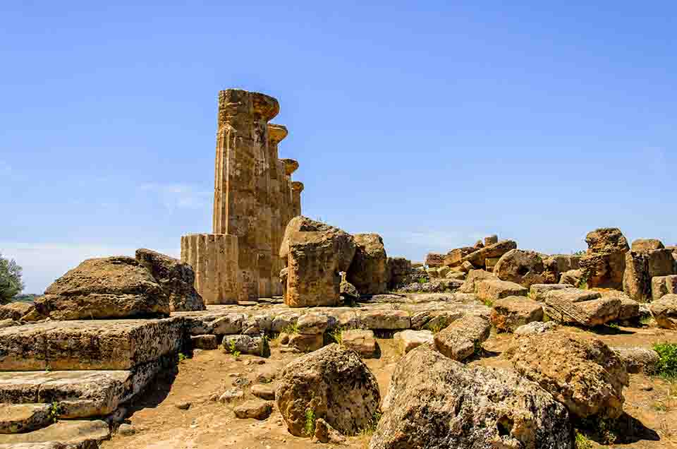 Scoperto un Nuovo Tempio a Selinunte