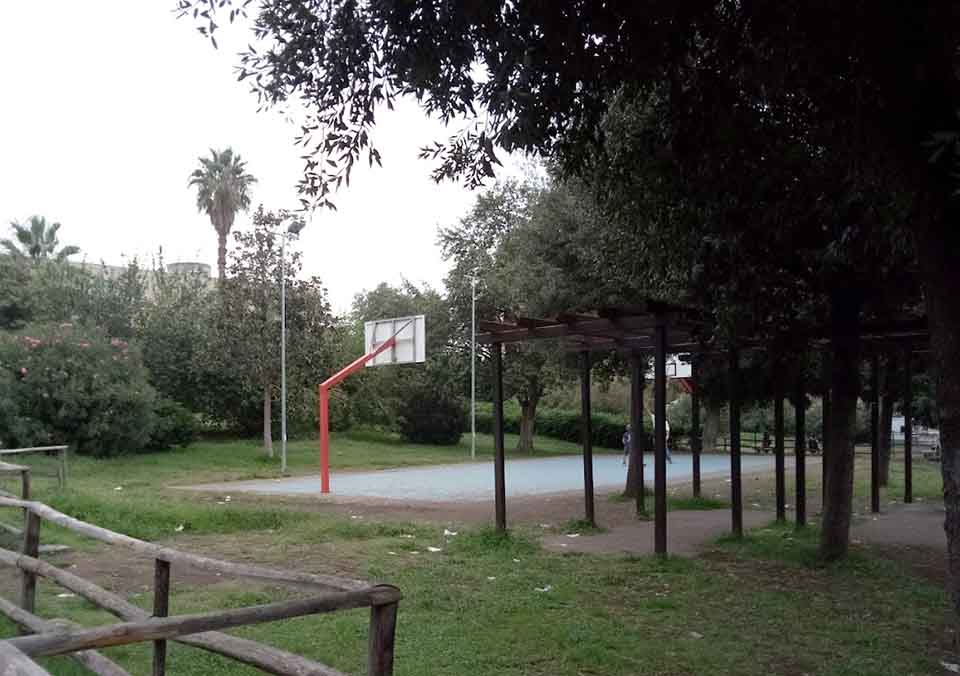 Parco Vulcania campo da basket